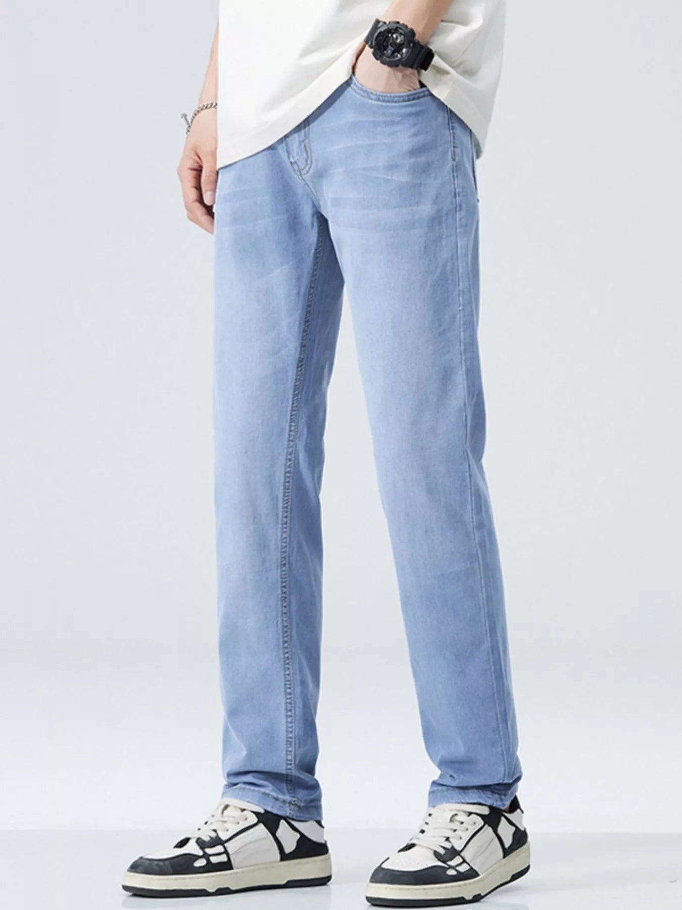 Men's Classic Straight Fit Jeans - Nikki and Co Boutique