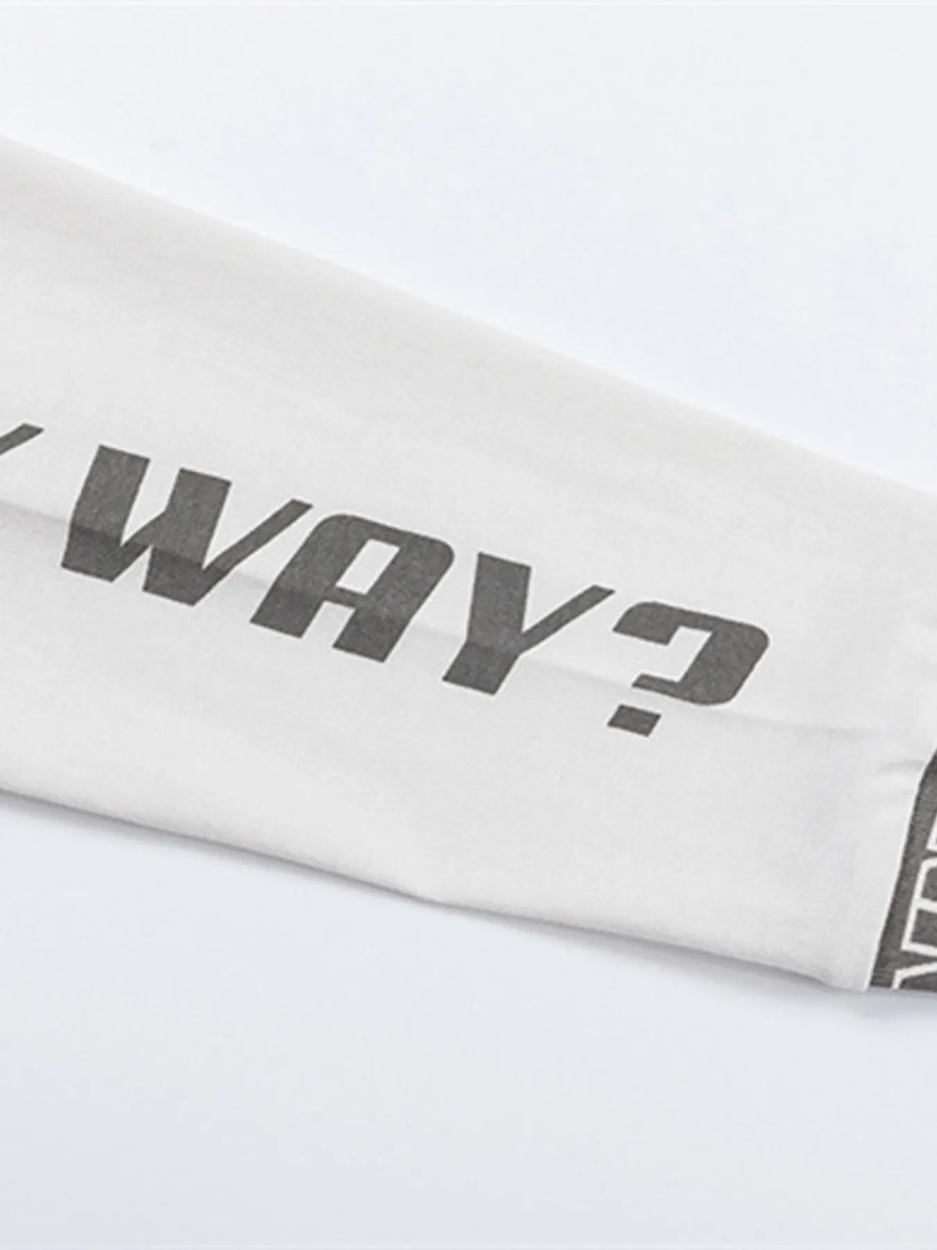 Men's Modern Graphic Long Sleeve T-Shirt - Nikki and Co Boutique