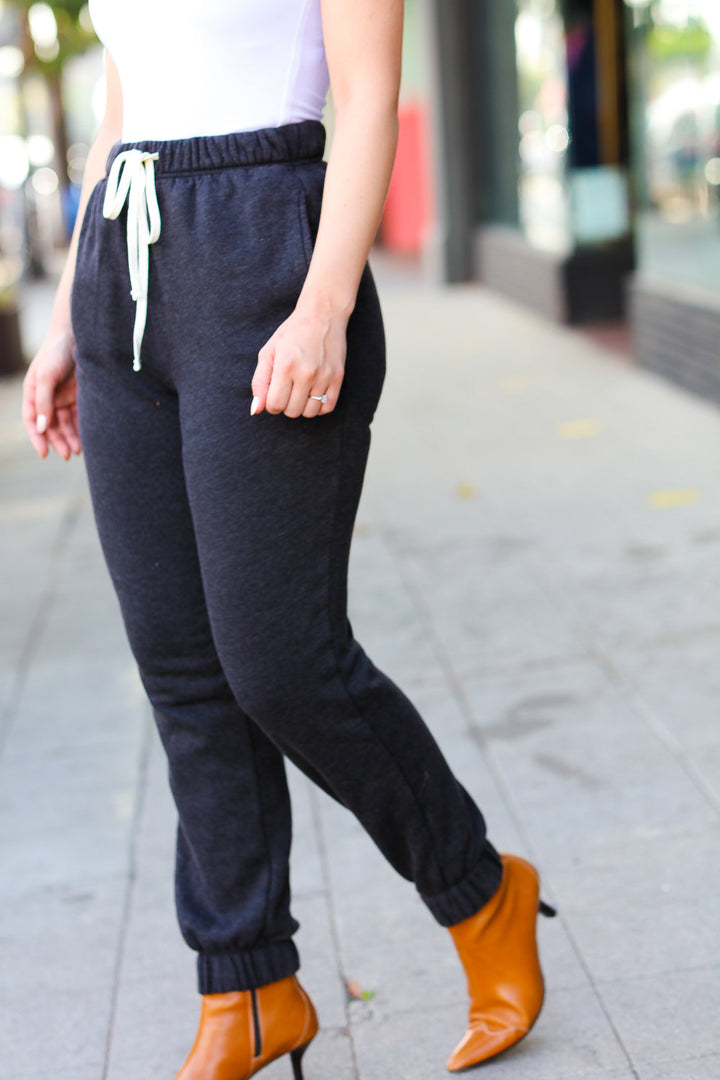 Feeling Cozy Ash Black Acid Wash Fleece Sweatpants | Nikki &amp; Co. Boutique