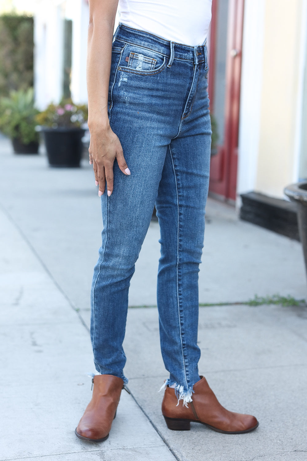 Judy Blue Dark Wash Mid Rise Minimum Distressed Straight Leg Jeans | Nikki &amp; Co. Boutique