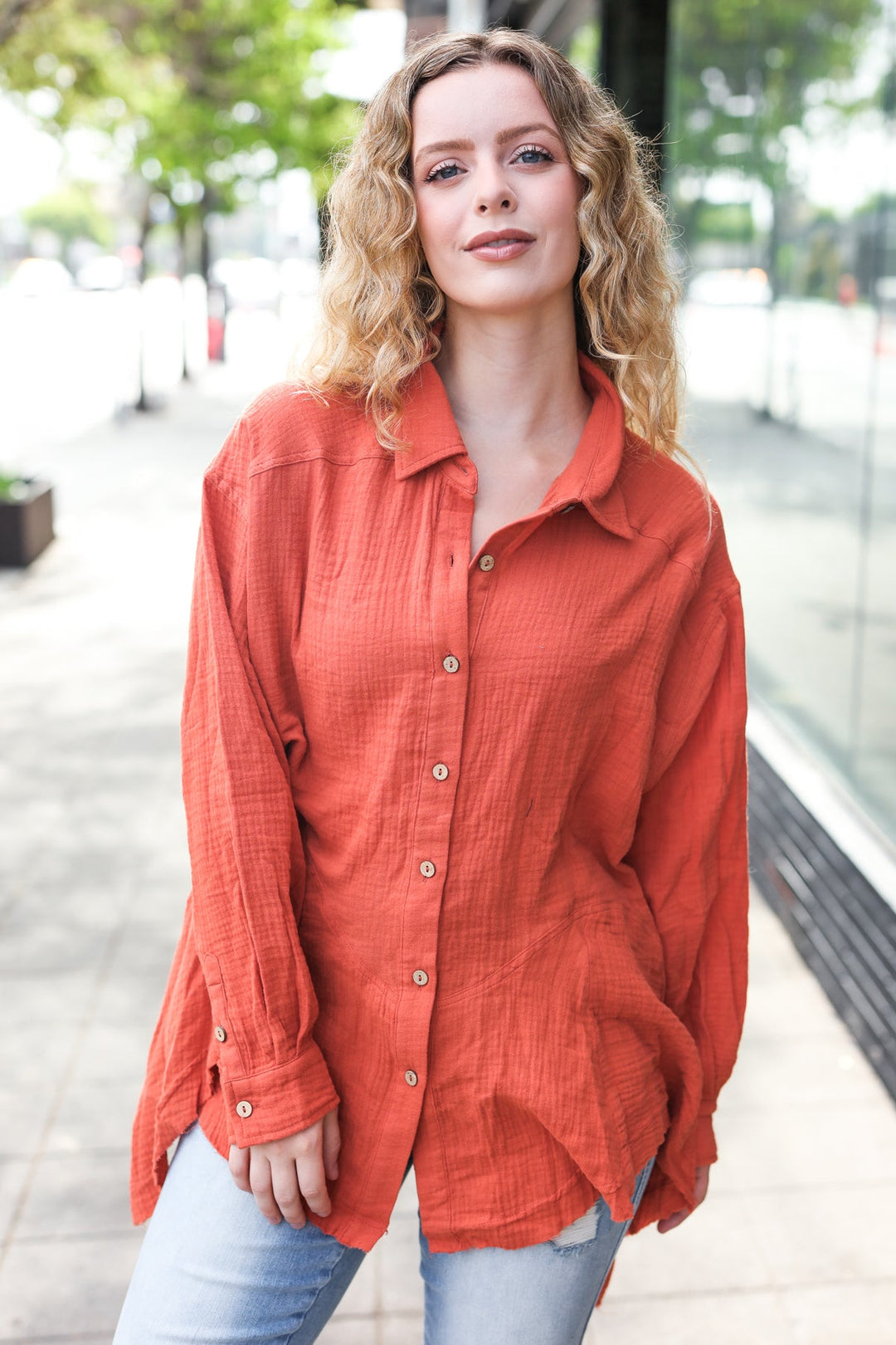 Everyday Rust Button Down Sharkbite Cotton Tunic Top | Nikki & Co. Boutique