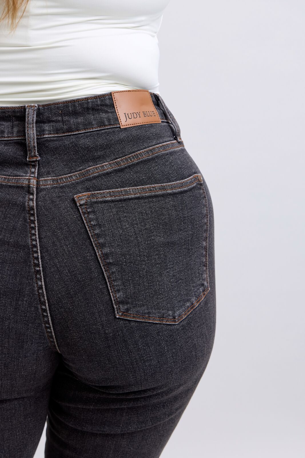 Judy Blue (NP) - Mid Rise, Faded Black Tummy Control Slim Jeans, Plus | Nikki &amp; Co. Boutique