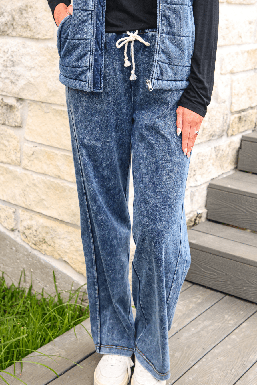 Refined Denim Wide Leg Pants - Light Wash (Pre-order) - Nikki & Co. Boutique