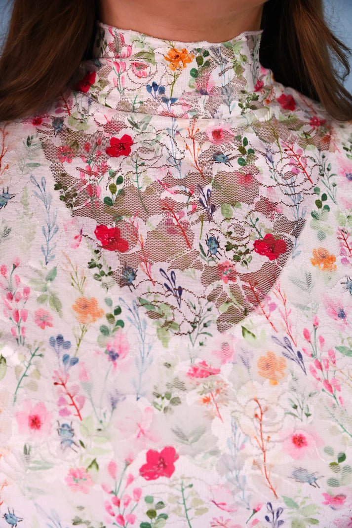 Kyle Lace Tops Spring Blooms (NP) | Nikki &amp; Co. Boutique