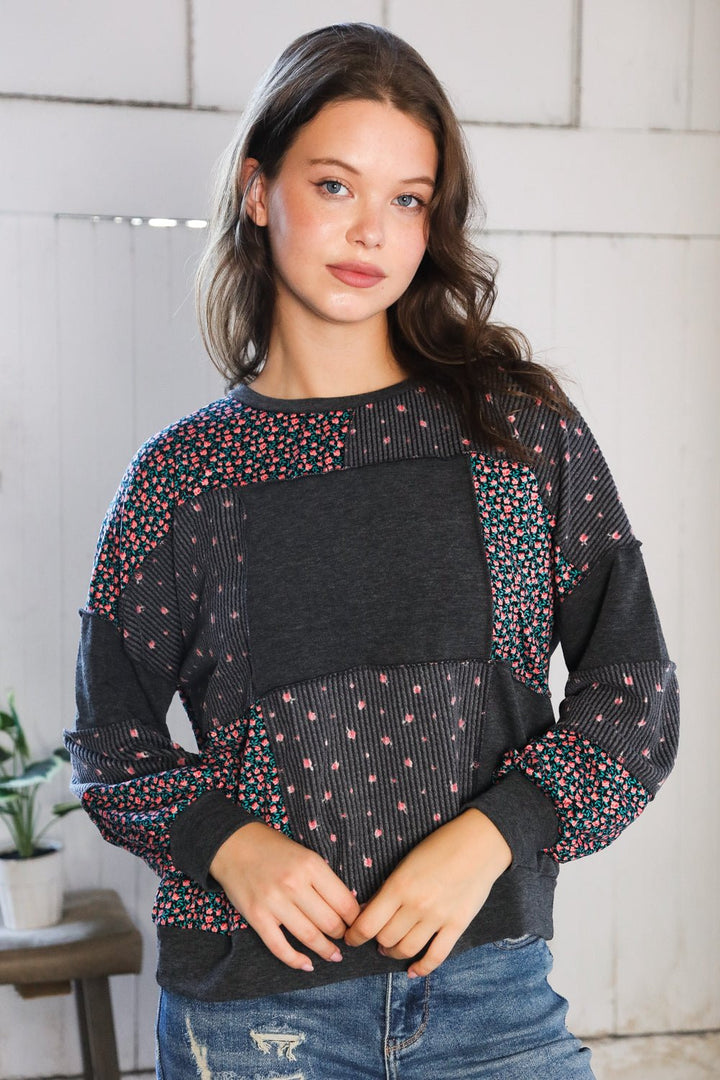 Lazy Daisies Charcoal Pullover - Nikki &amp; Co. Boutique