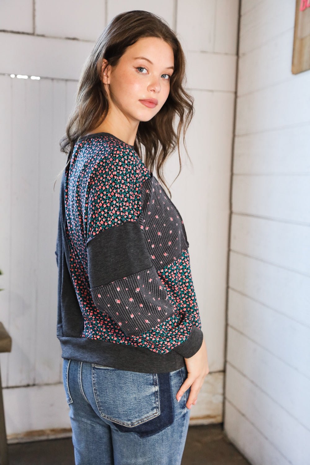 Lazy Daisies Charcoal Pullover - Nikki &amp; Co. Boutique