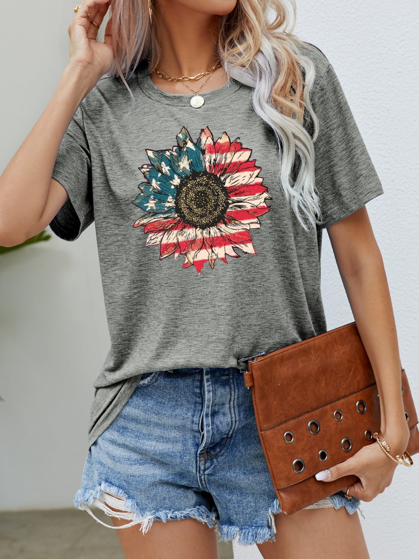 US Flag Flower Graphic Tee - Nikki and Co Boutique