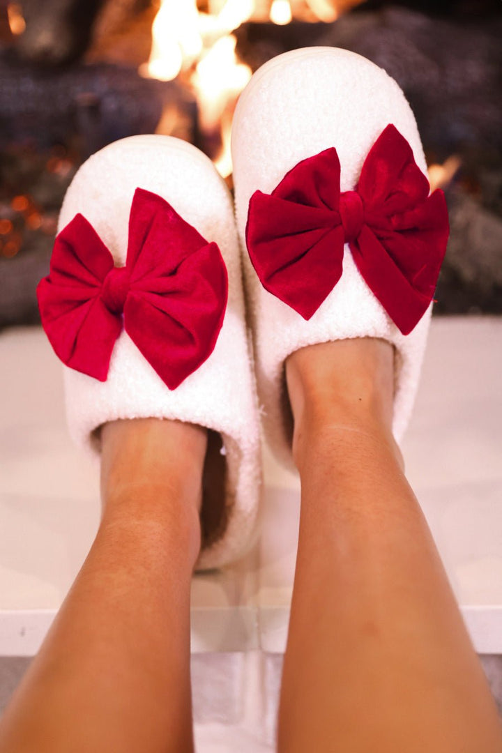 PREORDER- Cozy Bow Slippers- White/Red - Nikki &amp; Co. Boutique