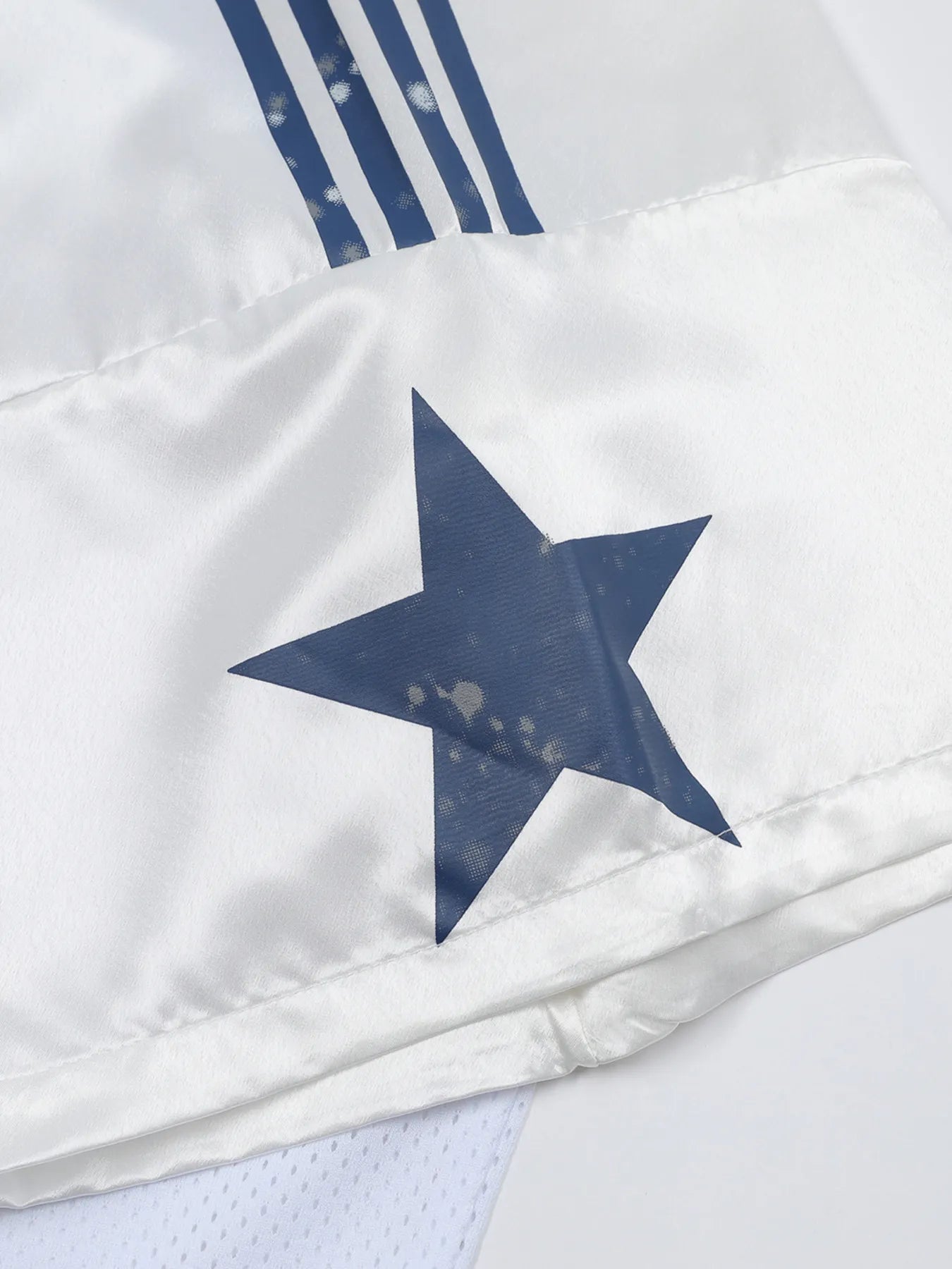 Men's Short Sleeve Graphic Breathable Mesh T-Shirt - Nikki and Co Boutique