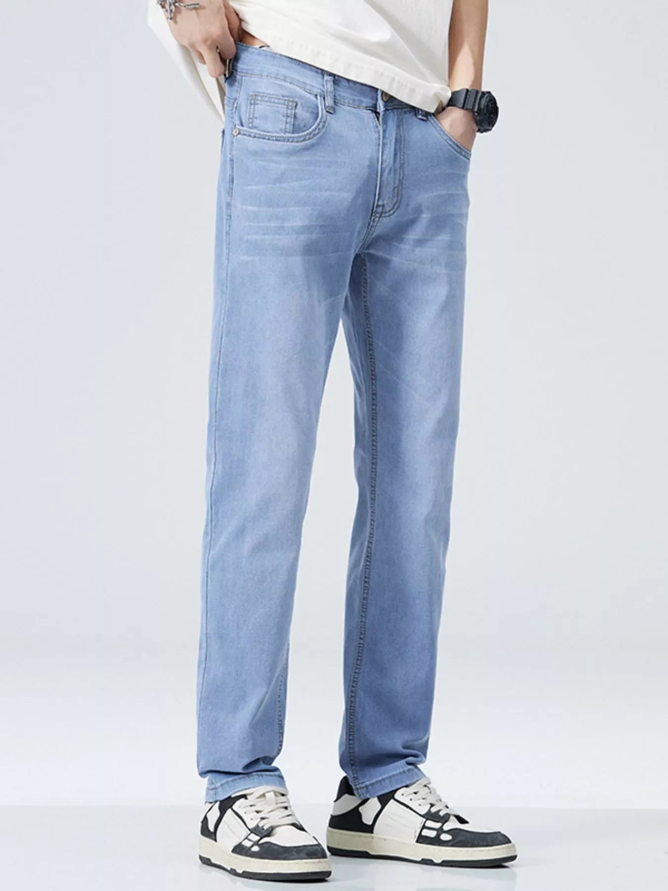 Men's Classic Straight Fit Jeans - Nikki and Co Boutique