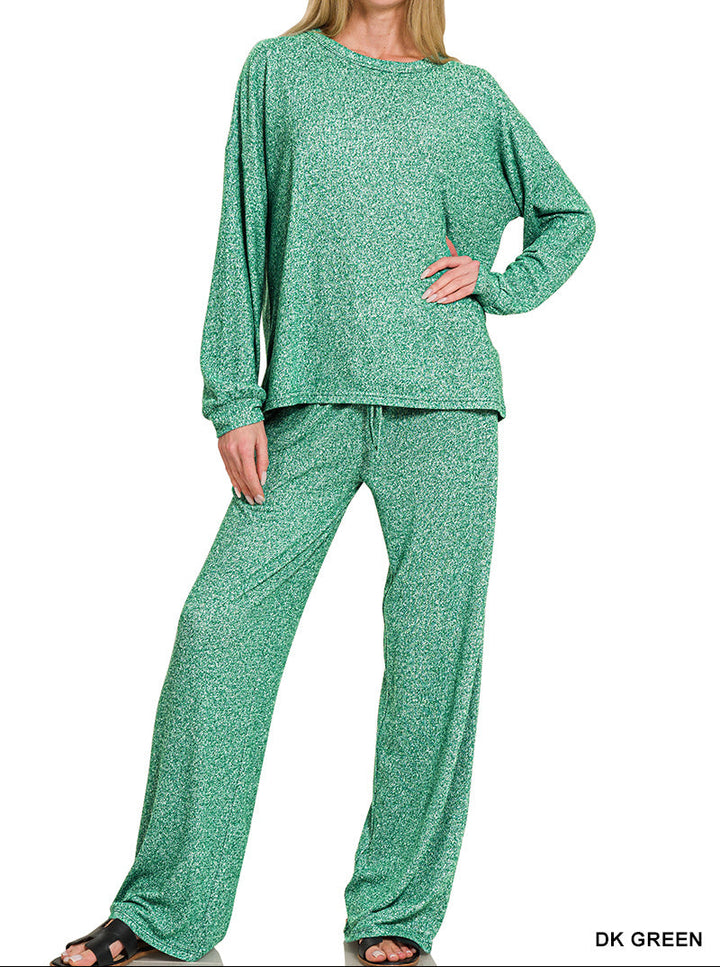 Woman in soft 2-piece, long sleeve set