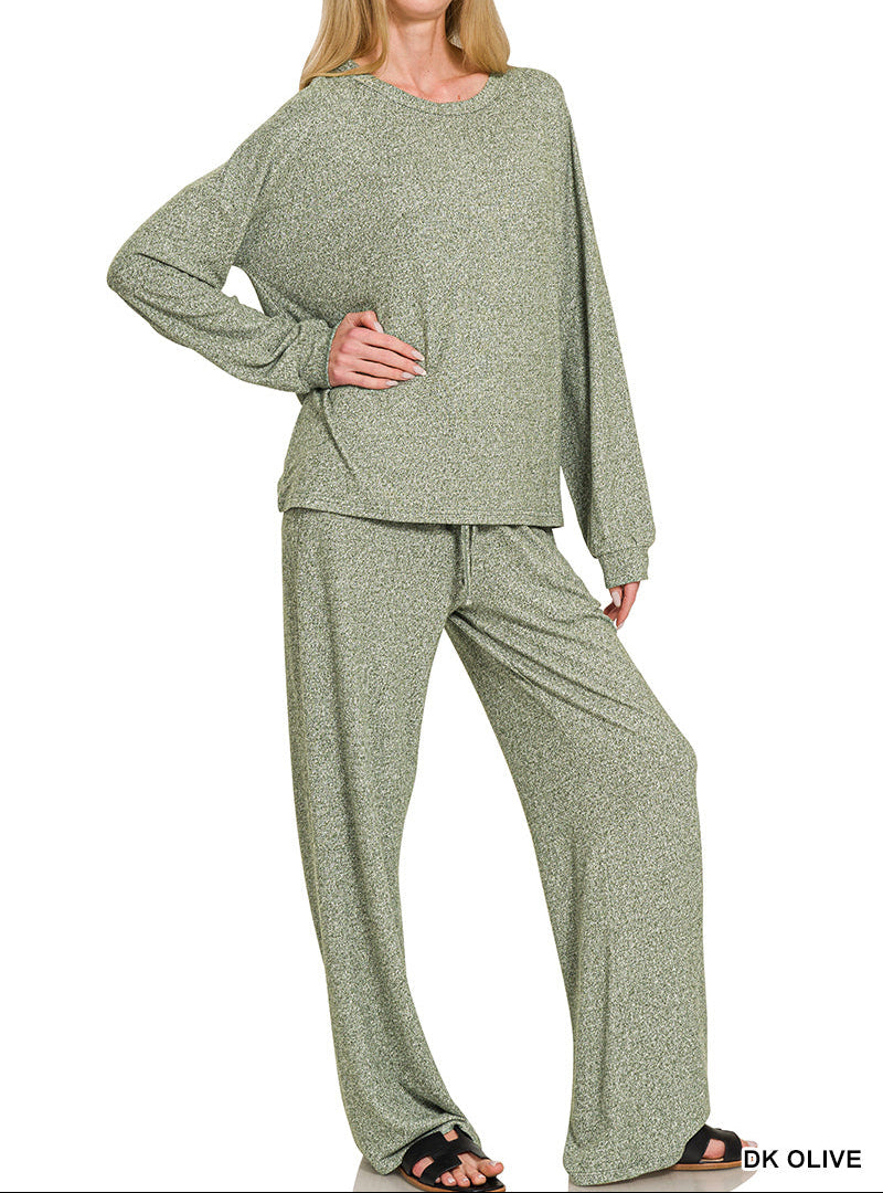 Woman in soft 2-piece, long sleeve set