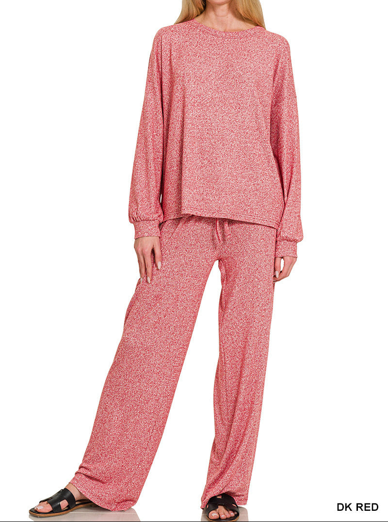 Woman in soft 2-piece, long sleeve set