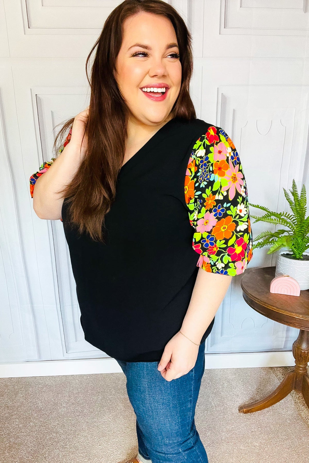Eyes On You Black Floral Puff Sleeve V Neck Tops | Nikki &amp; Co. Boutique