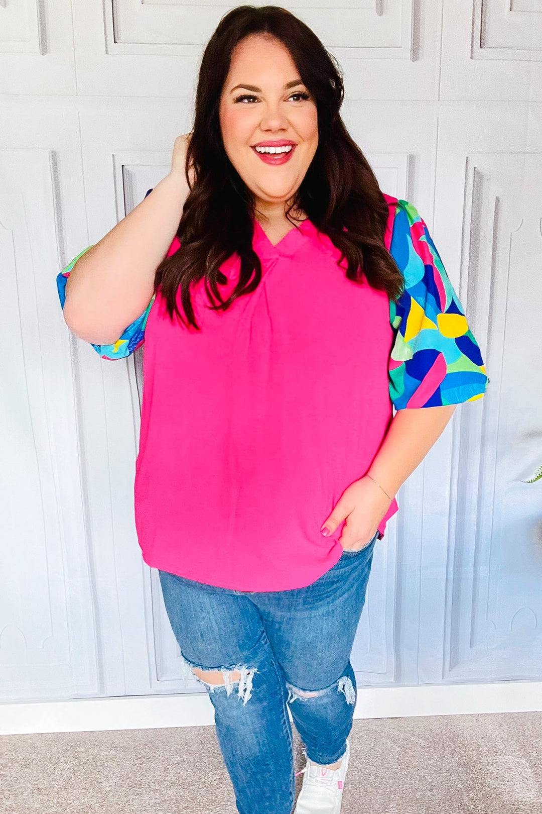 Tell Your Story Fuchsia Geo Print Puff Sleeve V Neck Tops | Nikki &amp; Co. Boutique