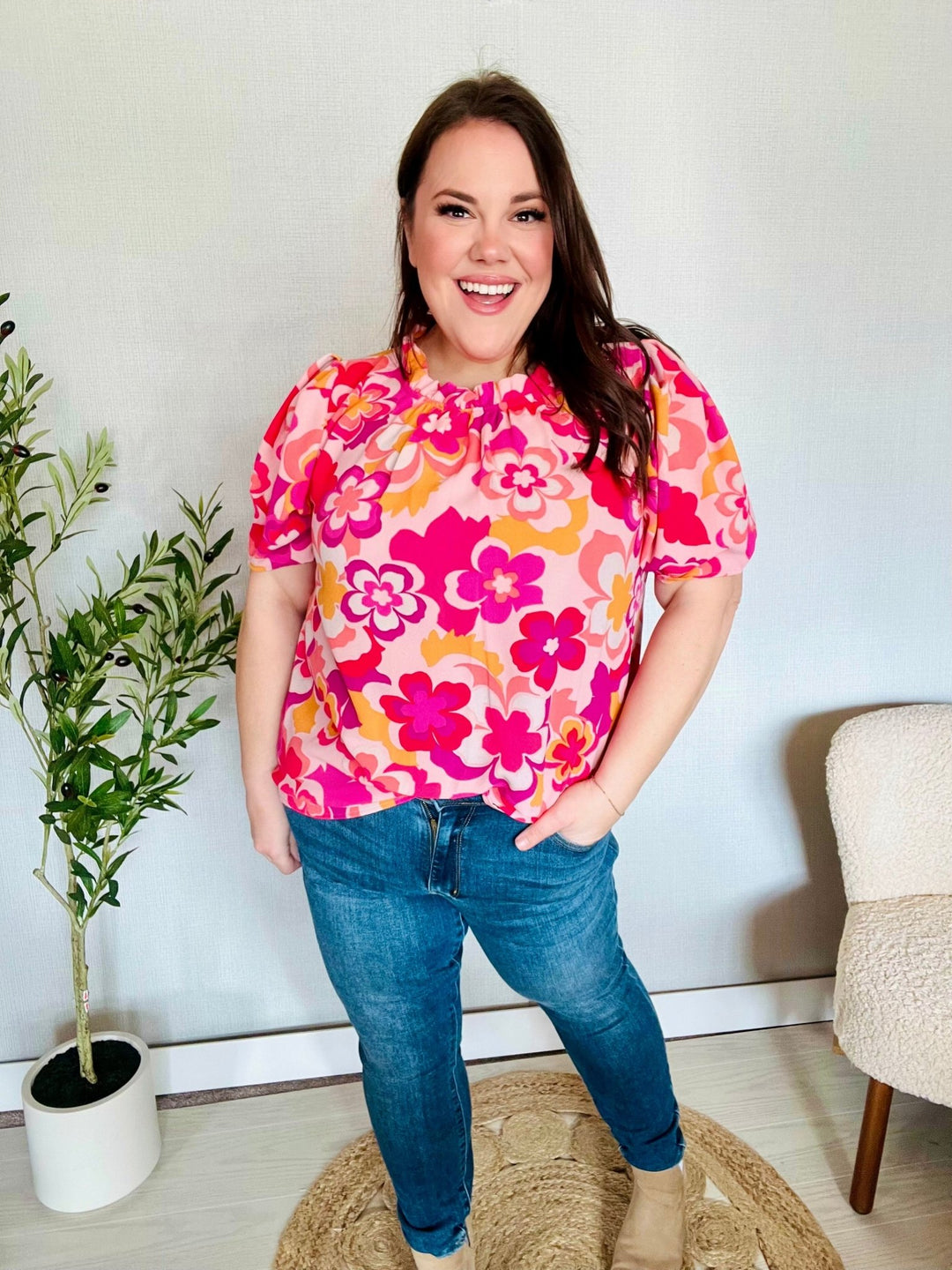 Vacay Vibes Floral Back Keyhole Shorts Smocked Banded Sleeve Tops - Nikki &amp; Co. Boutique