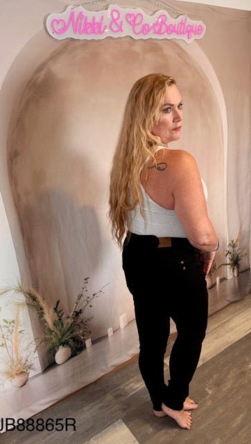 Judy Blue JB88865 high waisted tummy control black skinny jeans, side view. Judy Blue Jeans (NP) - Black, High Waisted Tummy Control Classic Skinny | Nikki &amp; Co. Boutique