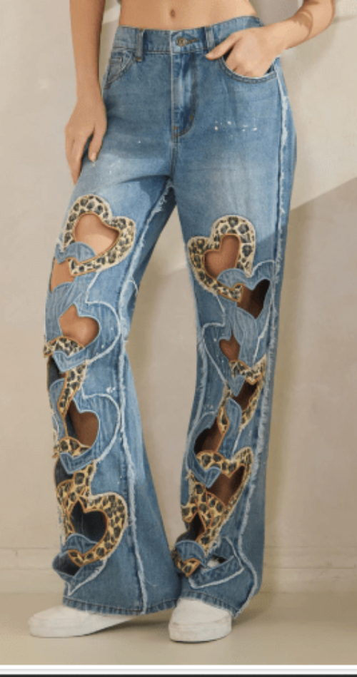Oli &amp; Hali (NP) - Washed Heart Cutout Jeans | Nikki &amp; Co. Boutique