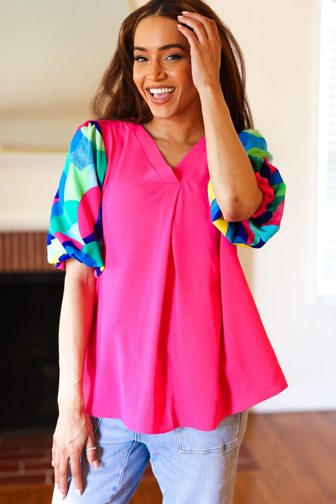 Tell Your Story Fuchsia Geo Print Puff Sleeve V Neck Tops | Nikki &amp; Co. Boutique