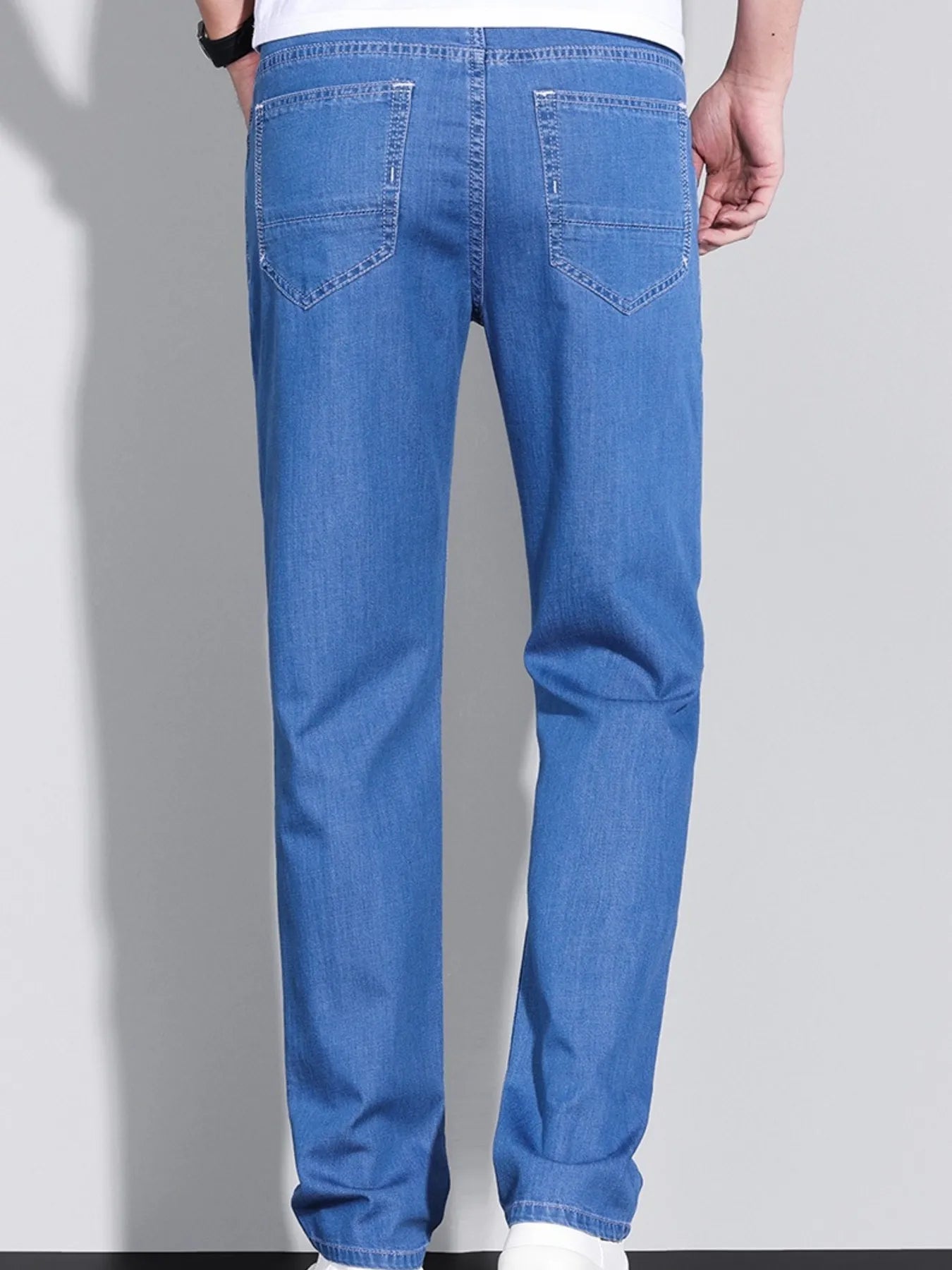 Men's Washed Straight Fit Jeans - Nikki and Co Boutique