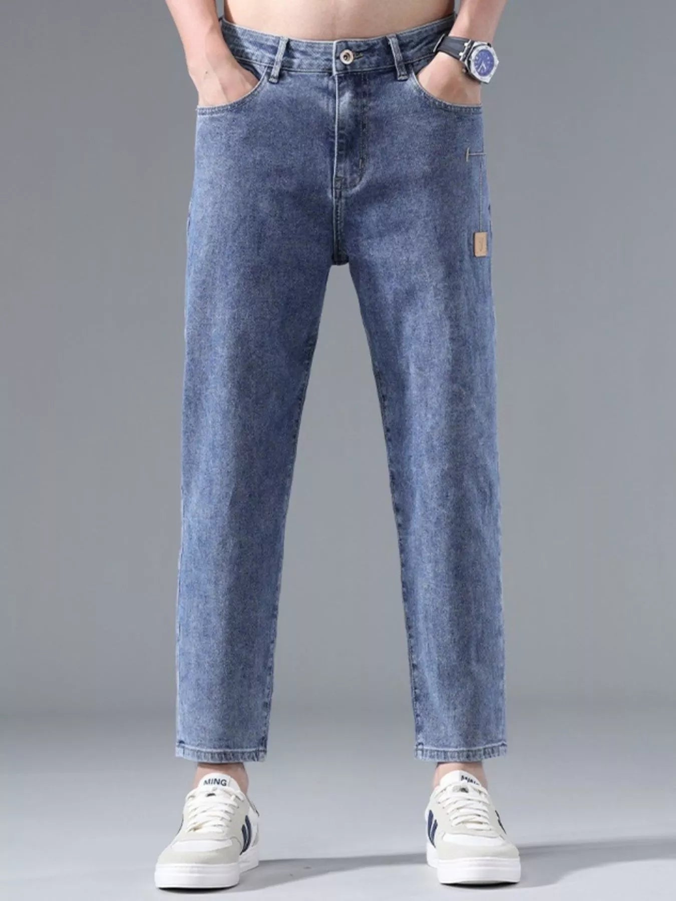 Men's Relaxed Fit Casual Jeans - Nikki and Co Boutique