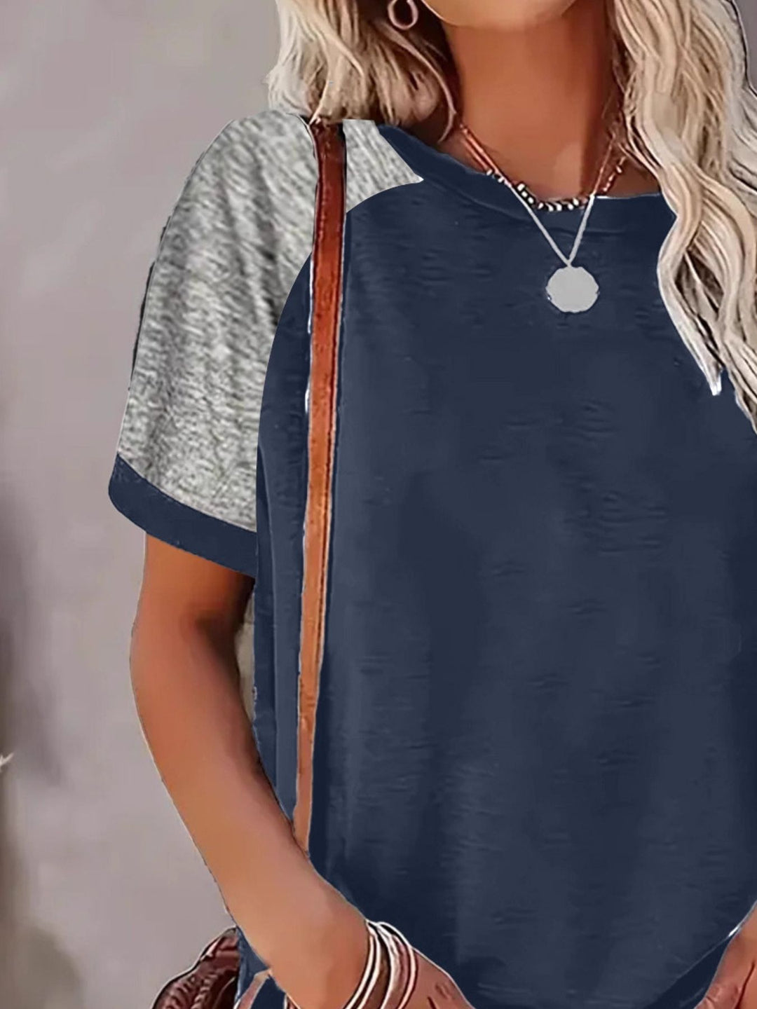 Plus Size Casual Color Block Raglan Sleeve T-Shirt | Nikki &amp; Co. Boutique
